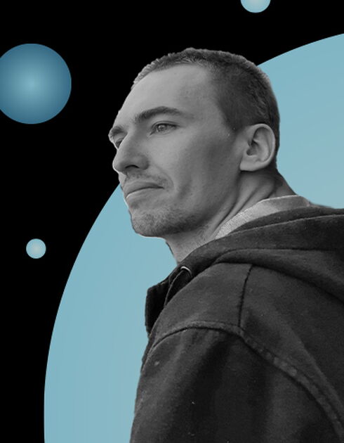 Artist Spotlight graphic showing headshot of Andreas Feix