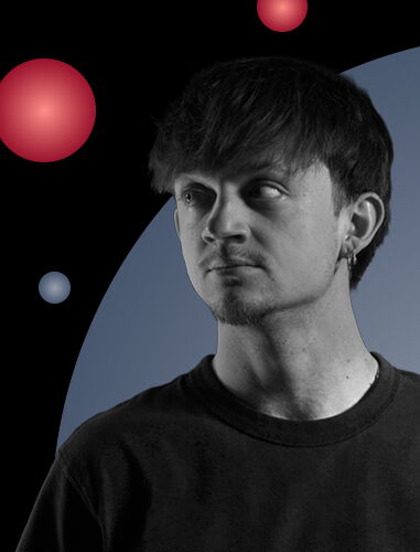 Artist Spotlight: Léo Châtel black and white portrait on black background with colored spotlights