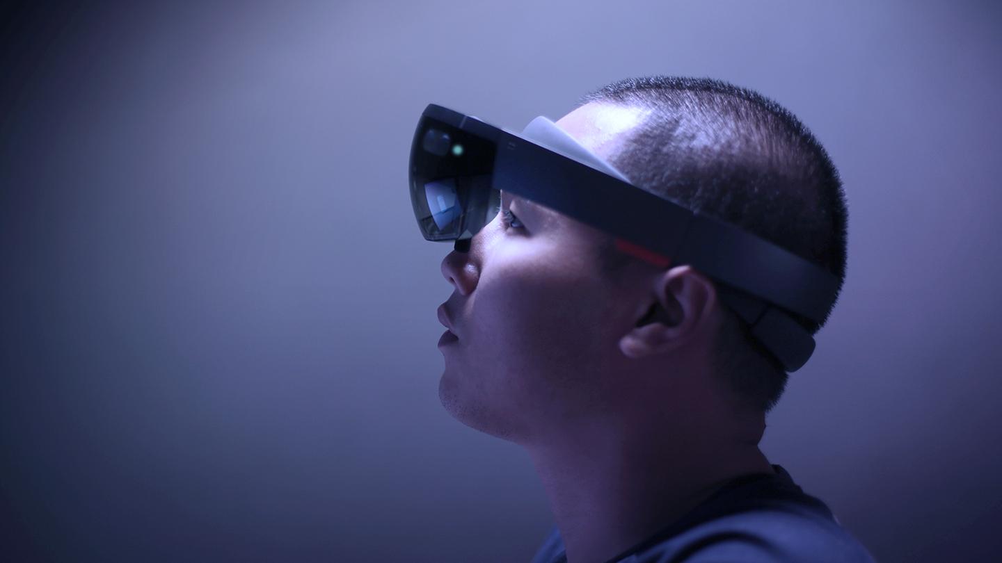 VR Headsets Eastern World